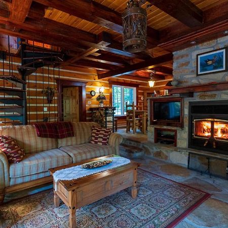 Domaine Riviere Sacacomie Hotel Saint-Alexis-des-Monts Bagian luar foto