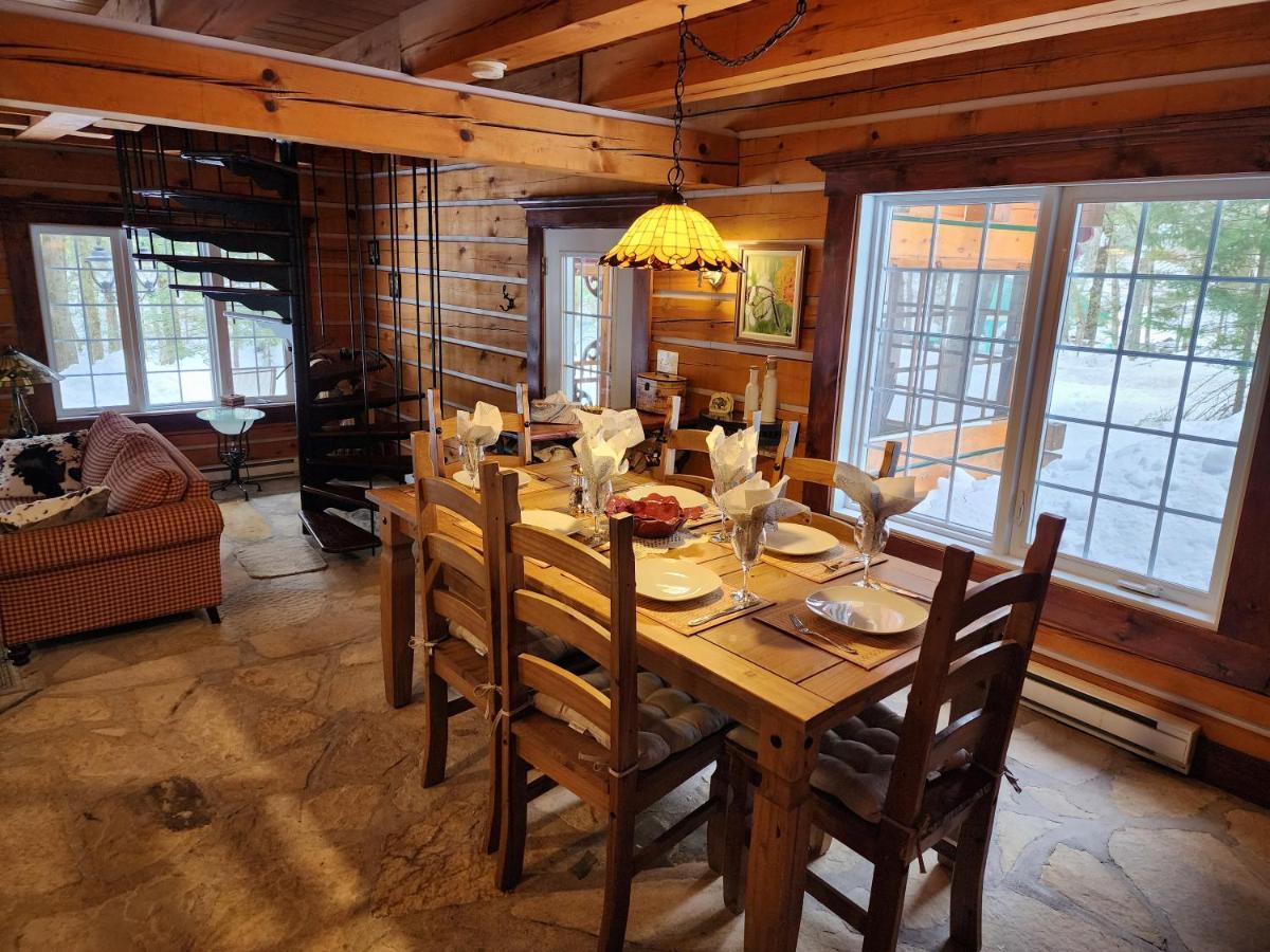 Domaine Riviere Sacacomie Hotel Saint-Alexis-des-Monts Bagian luar foto