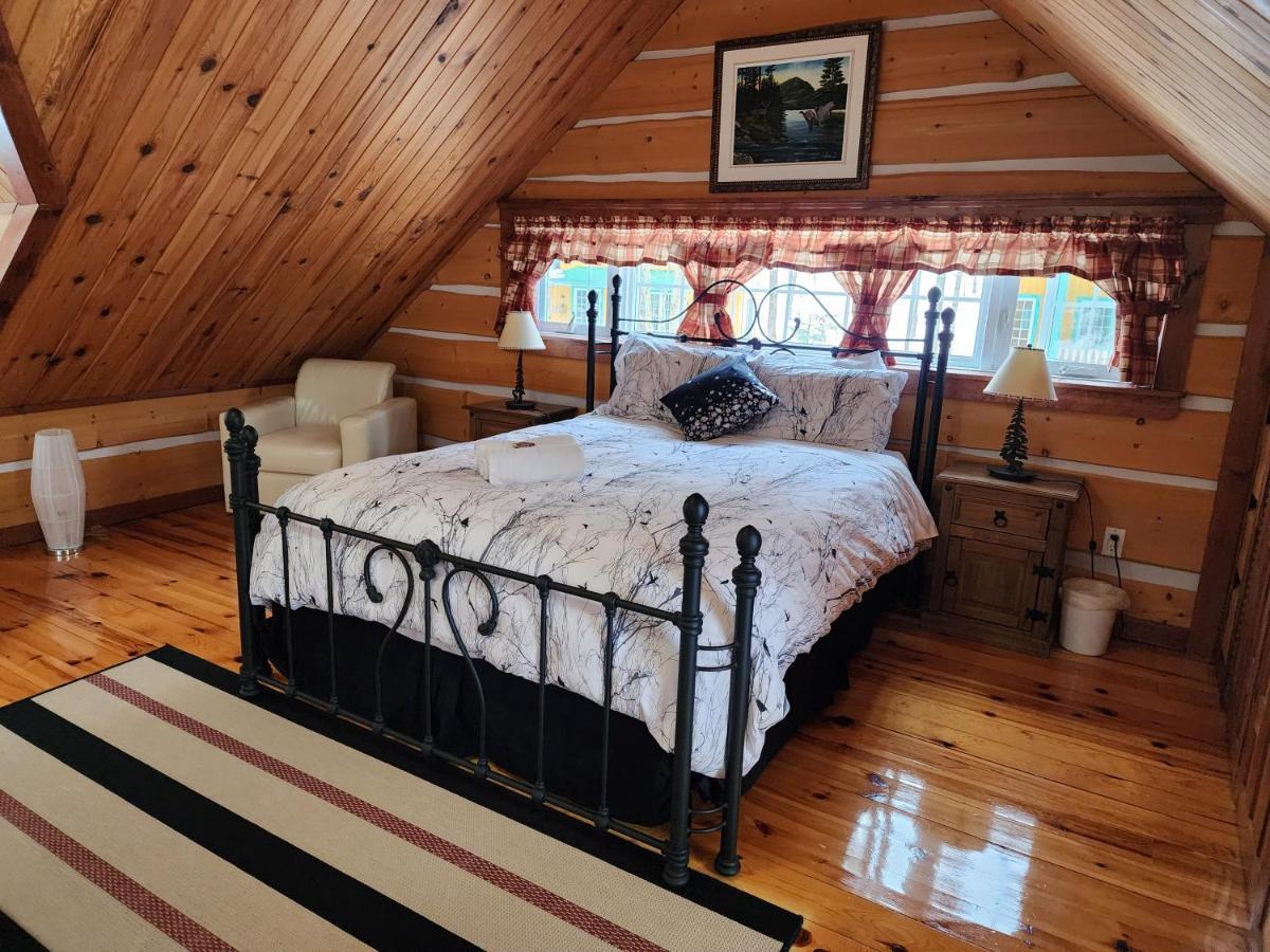 Domaine Riviere Sacacomie Hotel Saint-Alexis-des-Monts Bagian luar foto