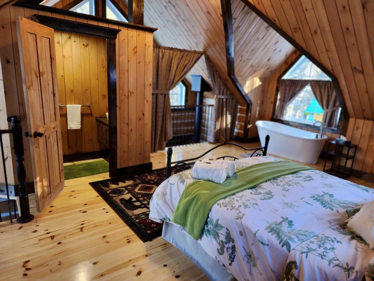 Domaine Riviere Sacacomie Hotel Saint-Alexis-des-Monts Bagian luar foto