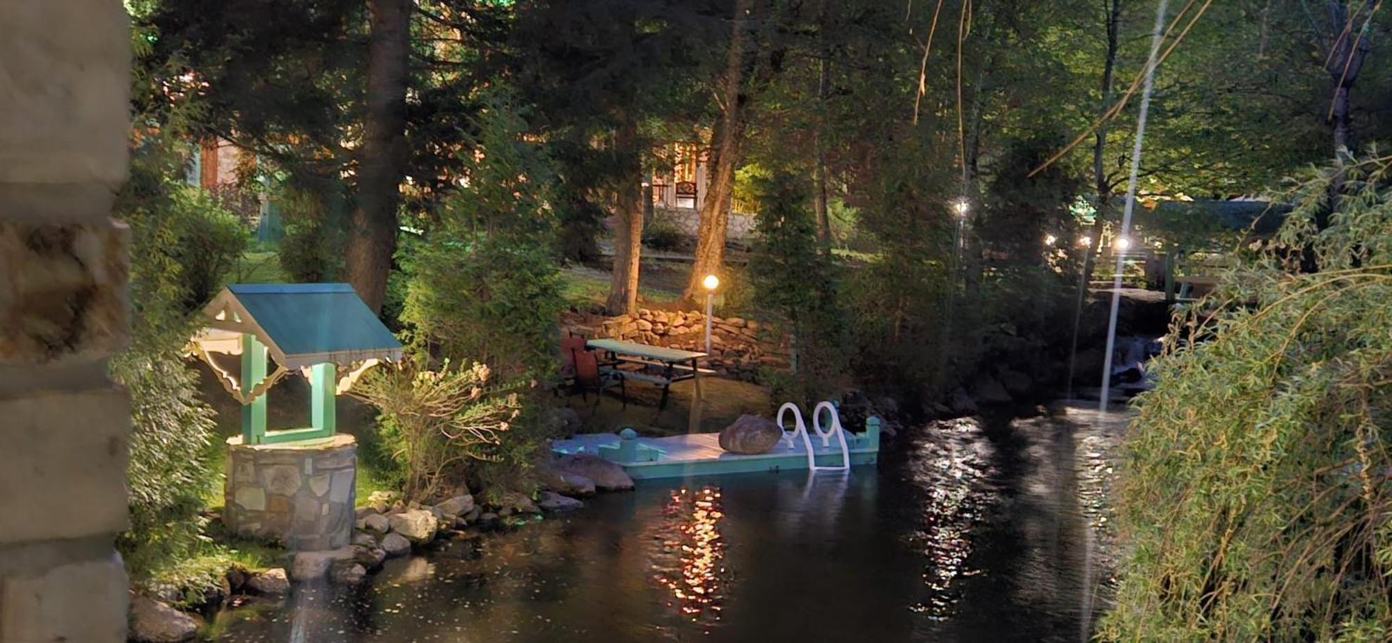 Domaine Riviere Sacacomie Hotel Saint-Alexis-des-Monts Bagian luar foto